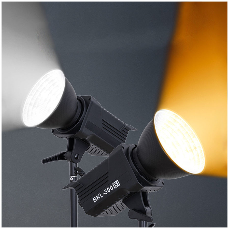300Bi/D W LED Video Light,Cont - Outdoor Lighting Video avis et prix